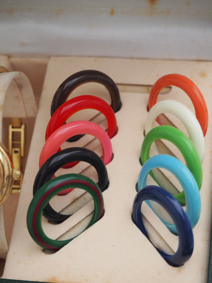 GUCCI INTERCHANGEABLE BEZEL WATCH