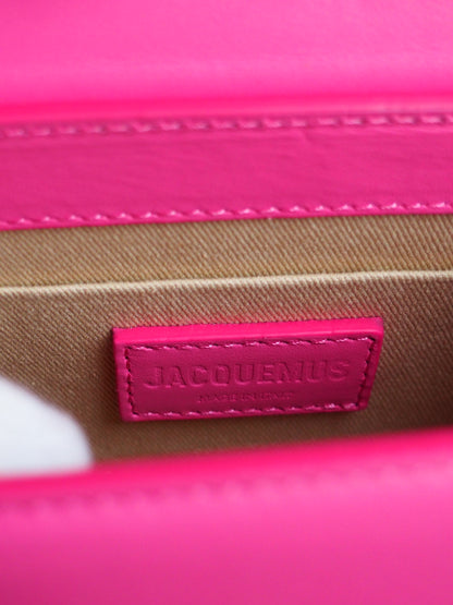 JACQUEMUS LE CHIQUITO MOYEN