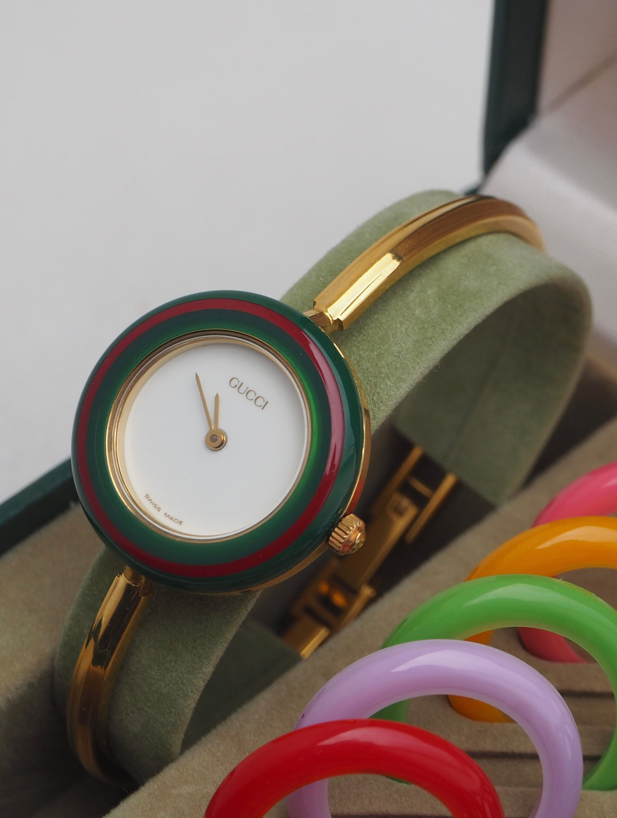 GUCCI INTERCHANGEABLE BEZEL WATCH