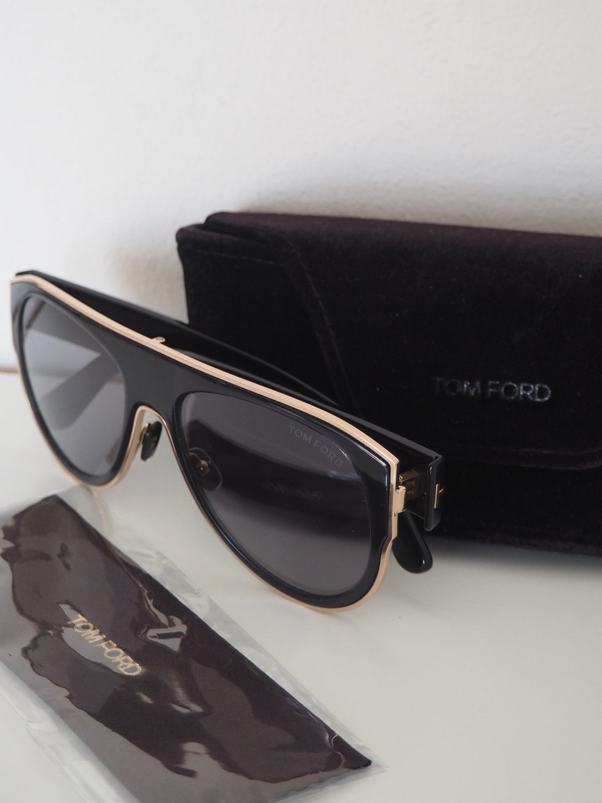 TOM FORD LYLE SUNGLASSES
