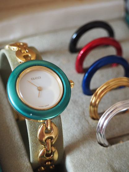 GUCCI INTERCHANGEABLE BEZEL WATCH