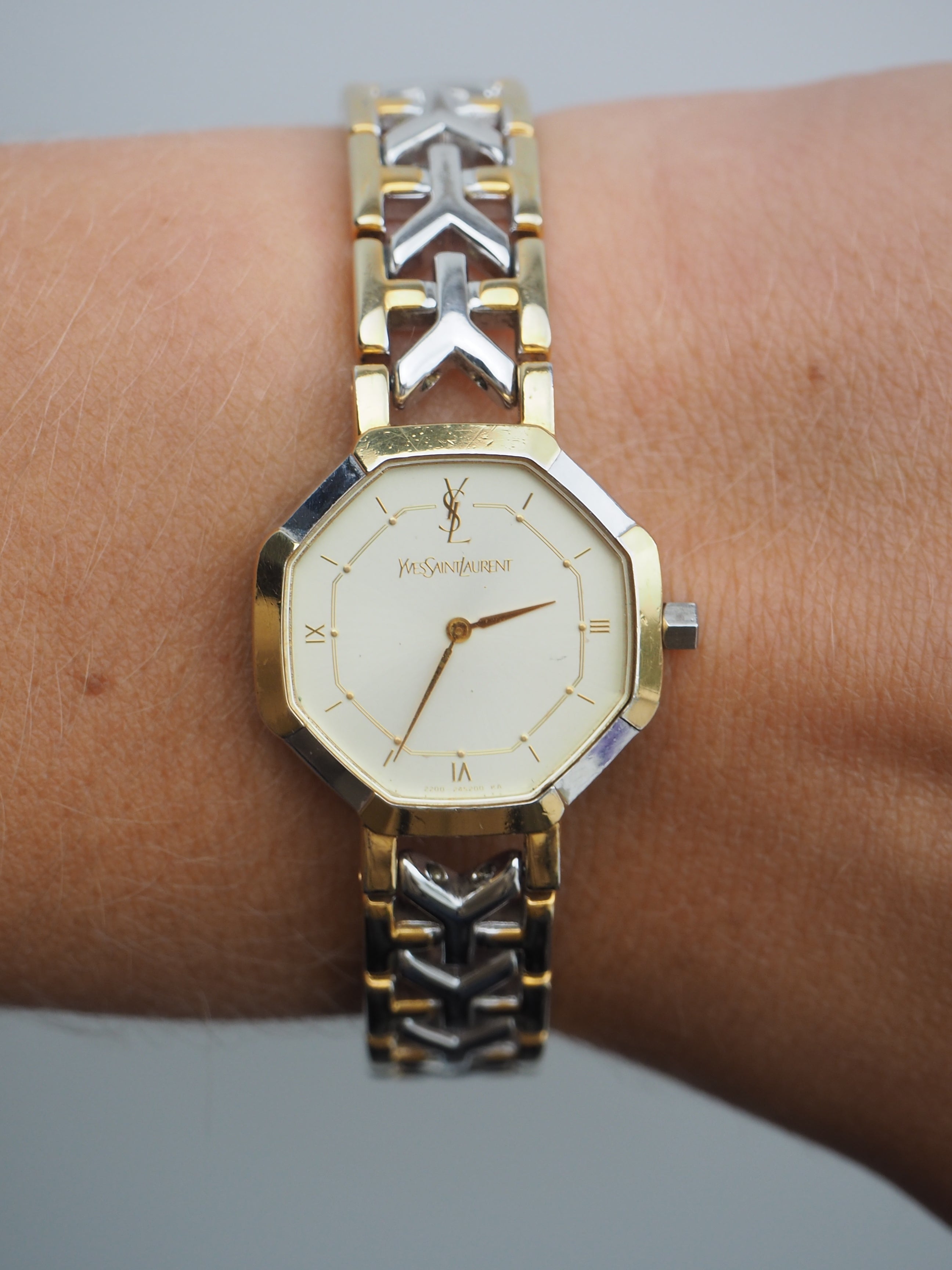 【良品/稼働】Yves Saint Laurent octagon オクタゴン Yves Saint Laurent Octagon Two-Tone Watch | Pre-Owned Luxury
