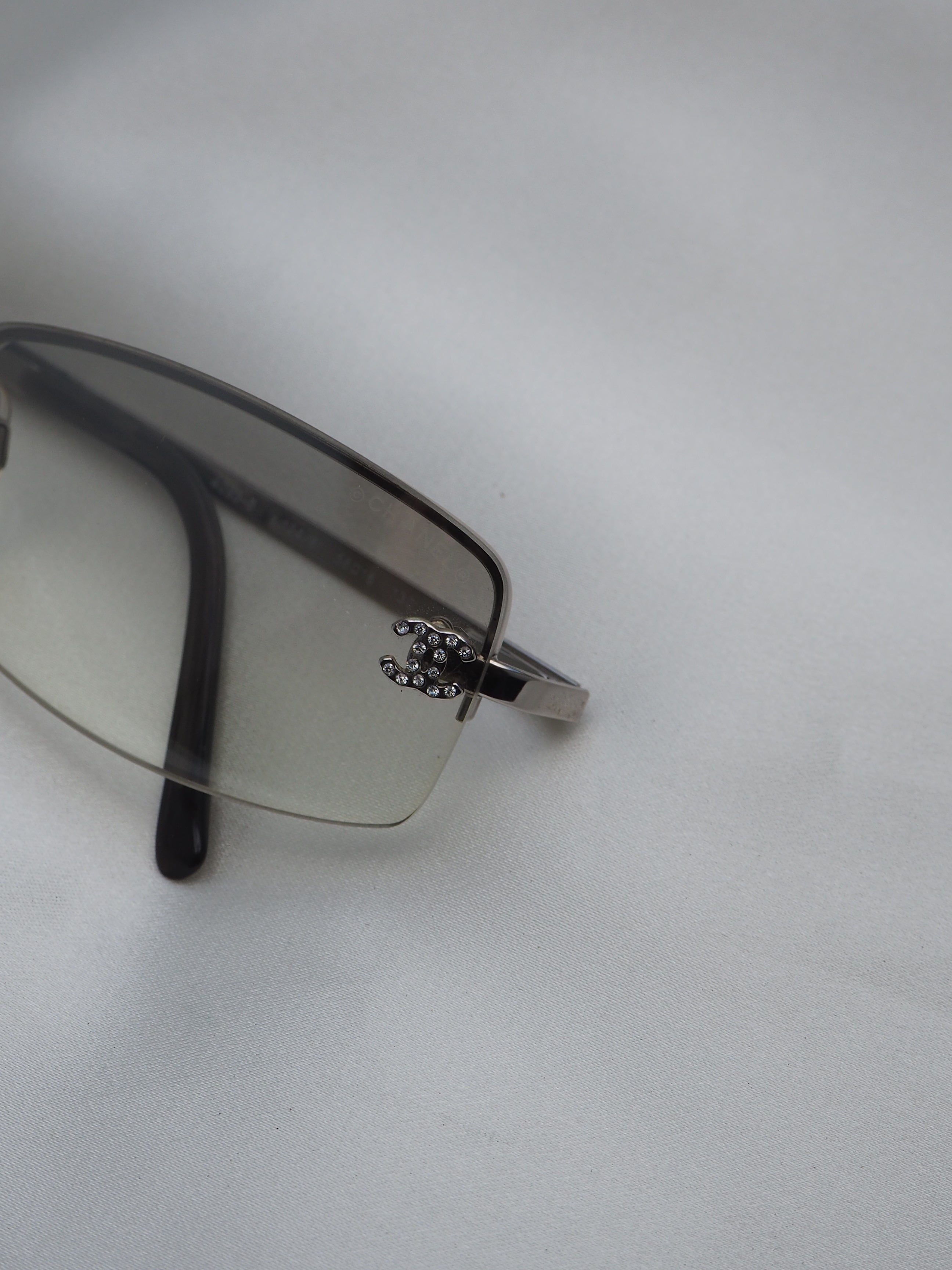 CHANEL サングラス 4093-B Chanel Vintage 4093-B Orange Rhinestone