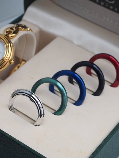 GUCCI INTERCHANGEABLE BEZEL WATCH