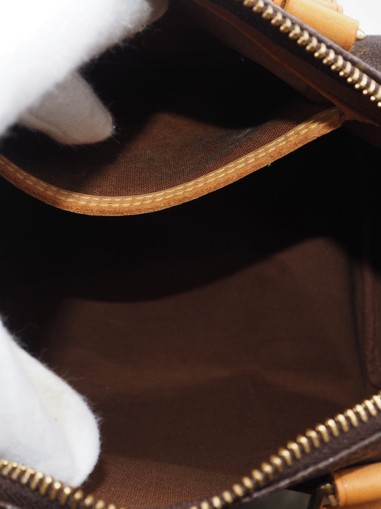LOUIS VUITTON SPEEDY 25