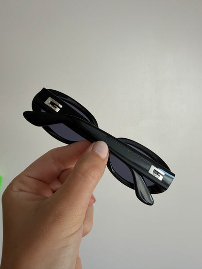 GUCCI OVAL SUNGLASSES