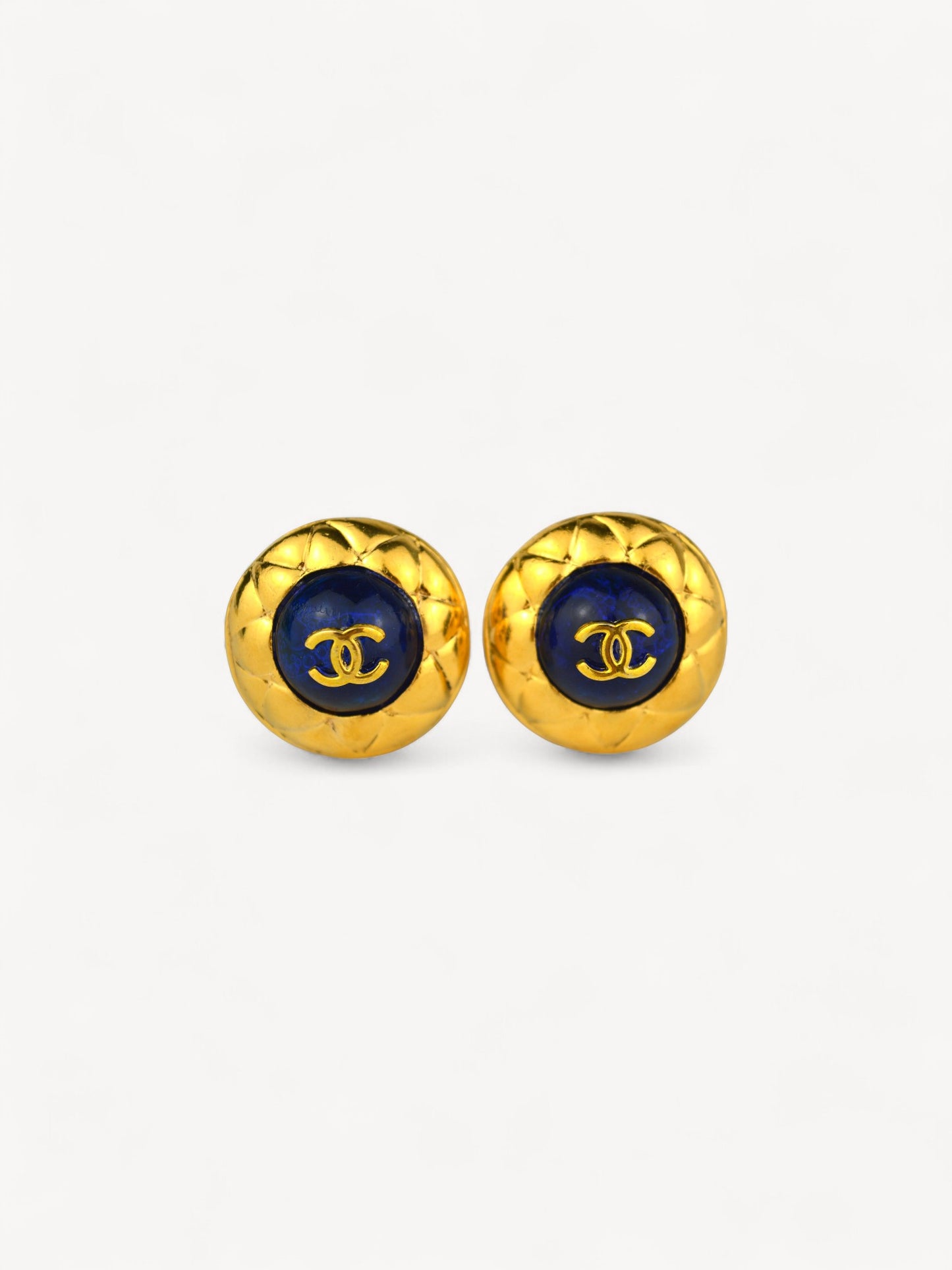 CHANEL CLIP-ON EARRINGS