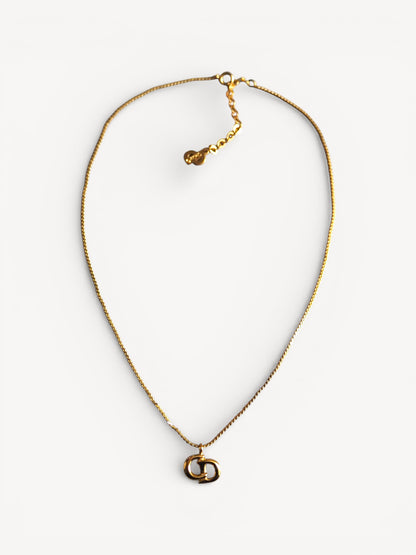 CHISTIAN DIOR NECKLACE