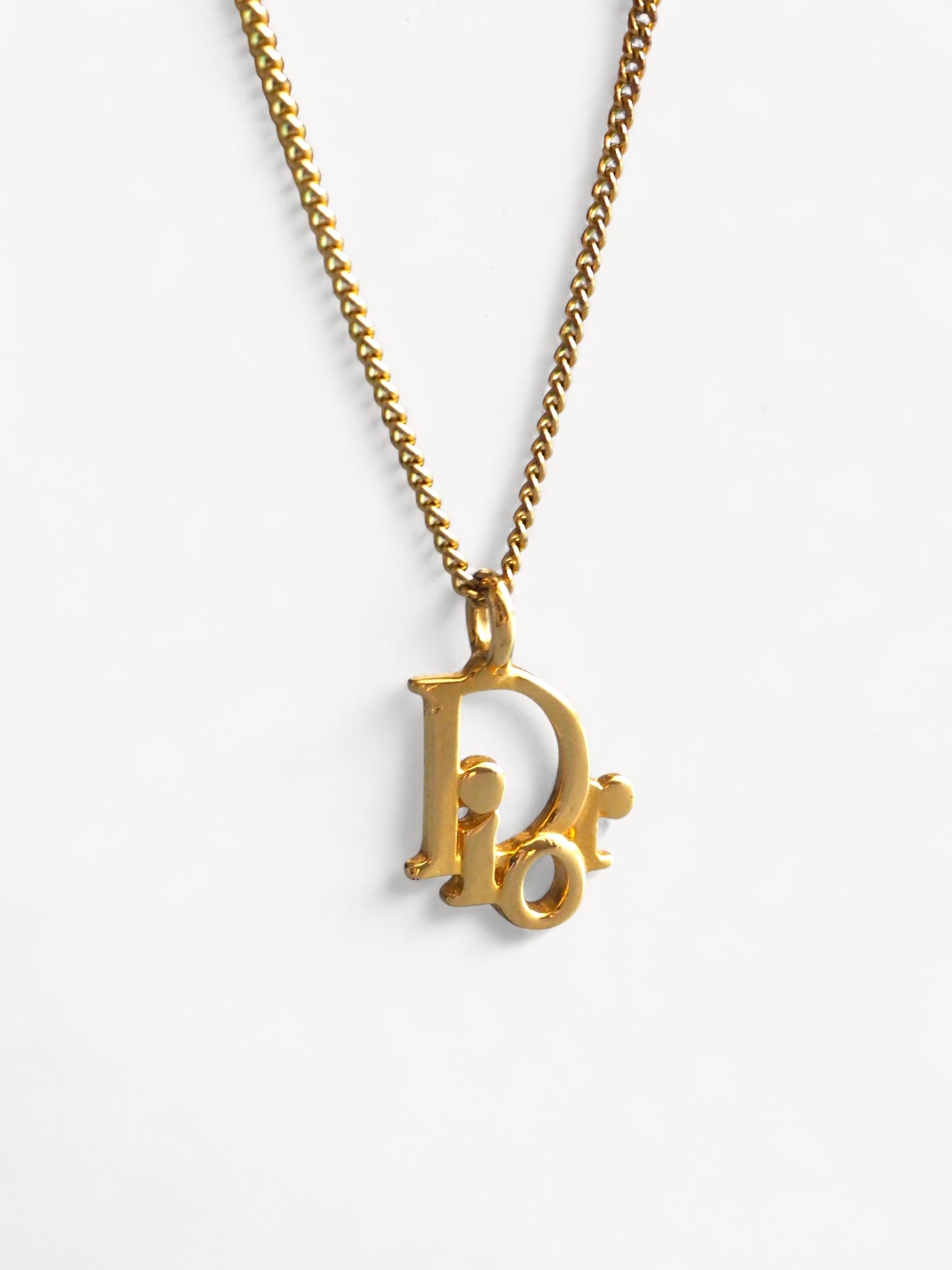 CHRISTIAN DIOR NECKLACE