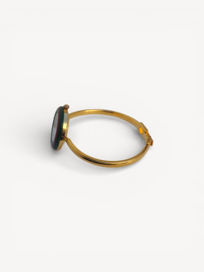 GUCCI INTERCHANGEABLE BEZEL WATCH