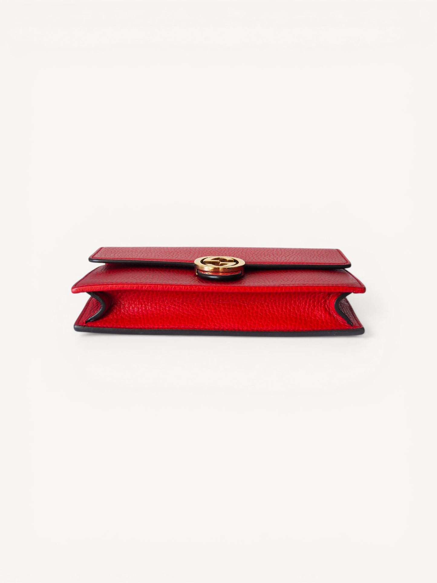 GUCCI WALLET ON CHAIN