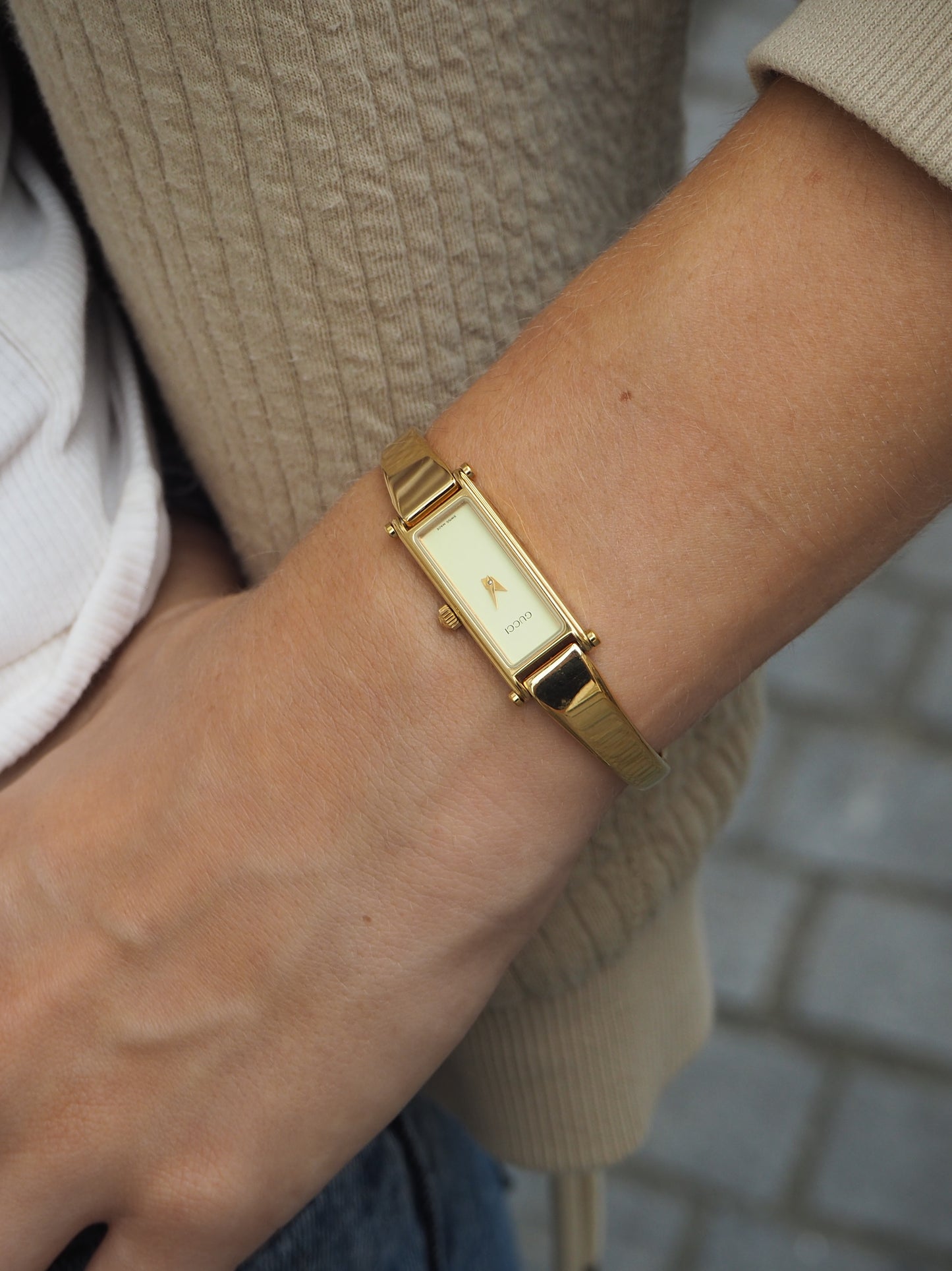 GUCCI 1500L HORSEBIT WATCH