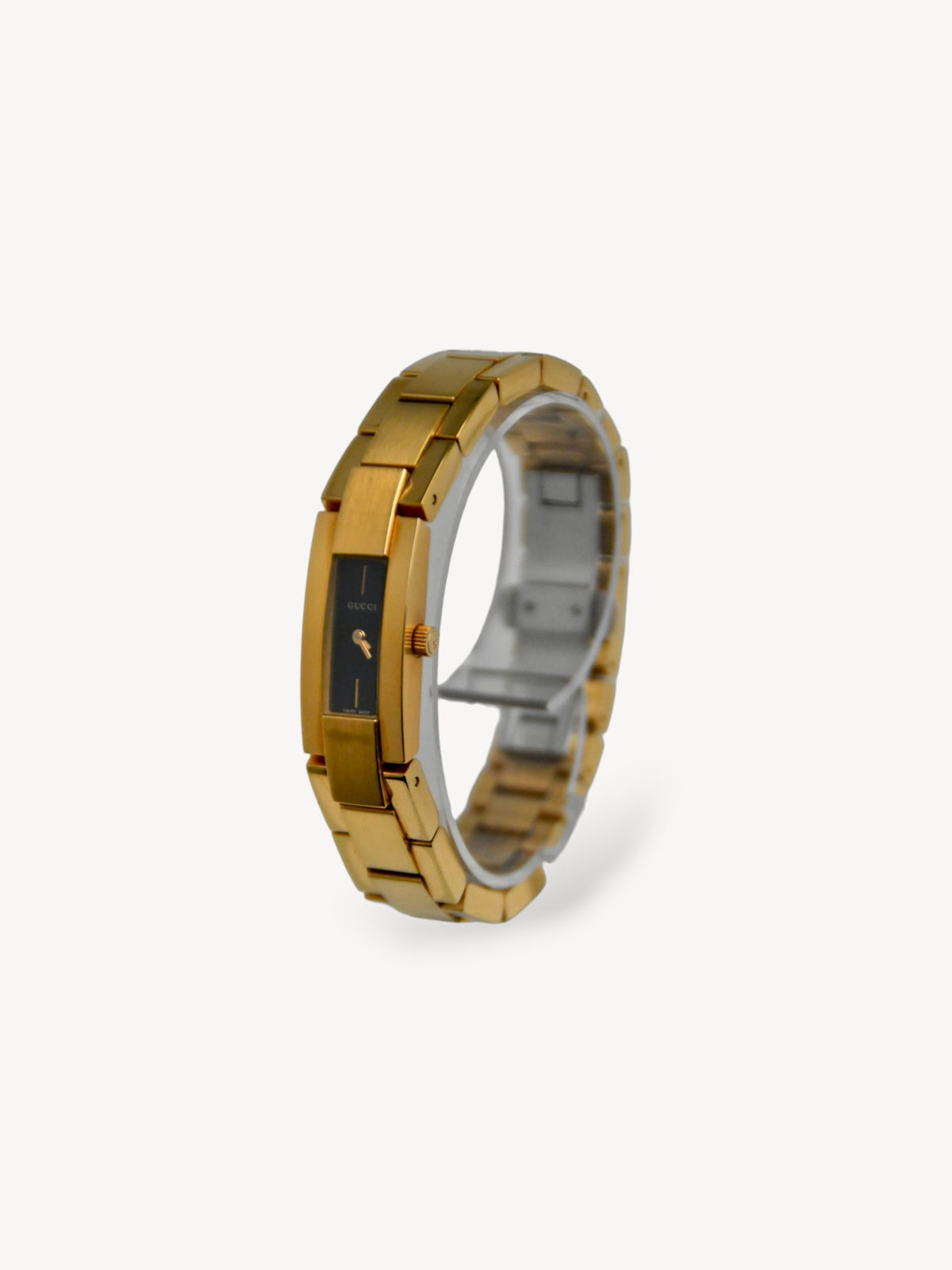 Gucci 4600 L watch Sell Your Gucci 4600 watch main image 4