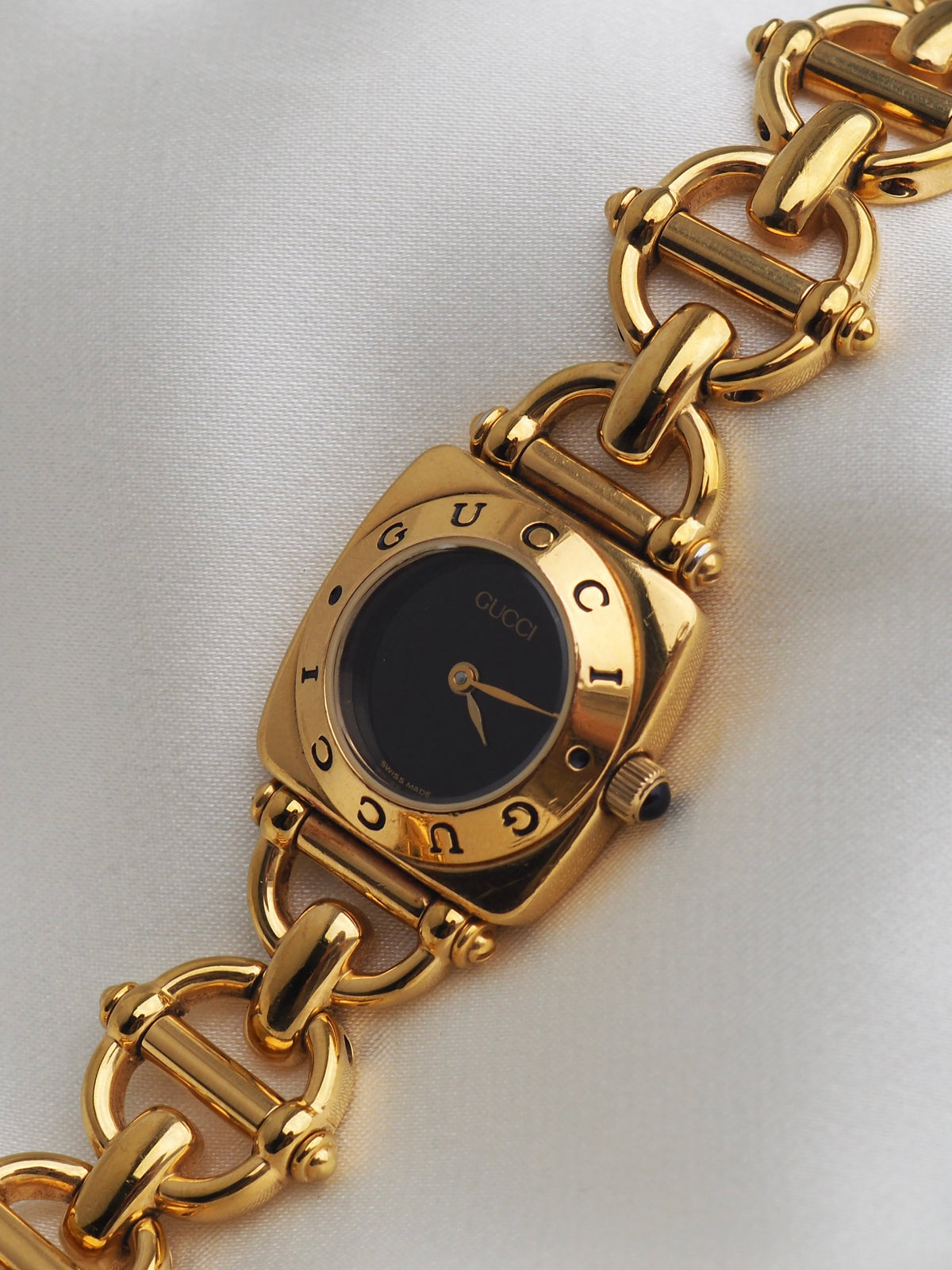 GUCCI 6400L WATCH