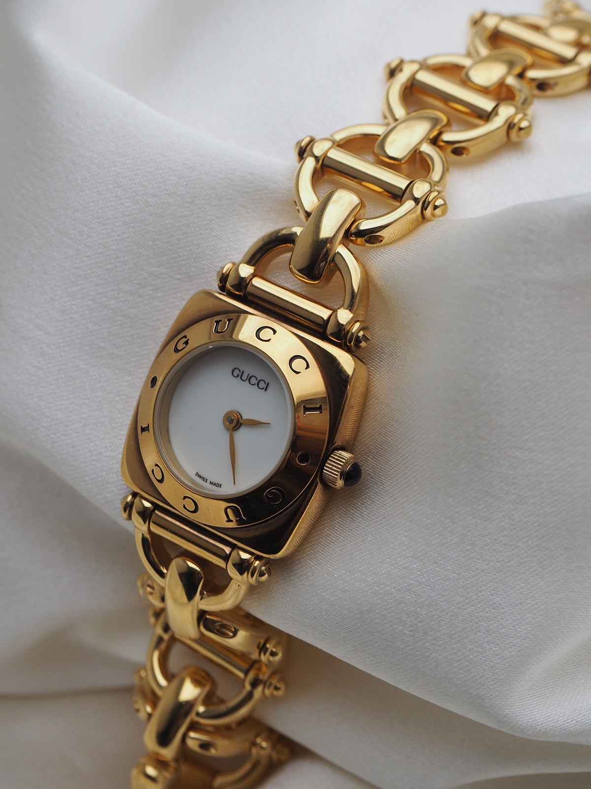 GUCCI 6400L WATCH