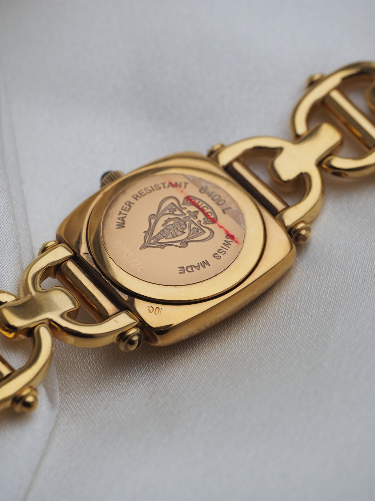GUCCI 6400L WATCH