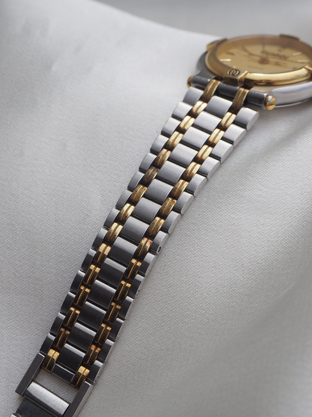 GUCCI 9000L WATCH