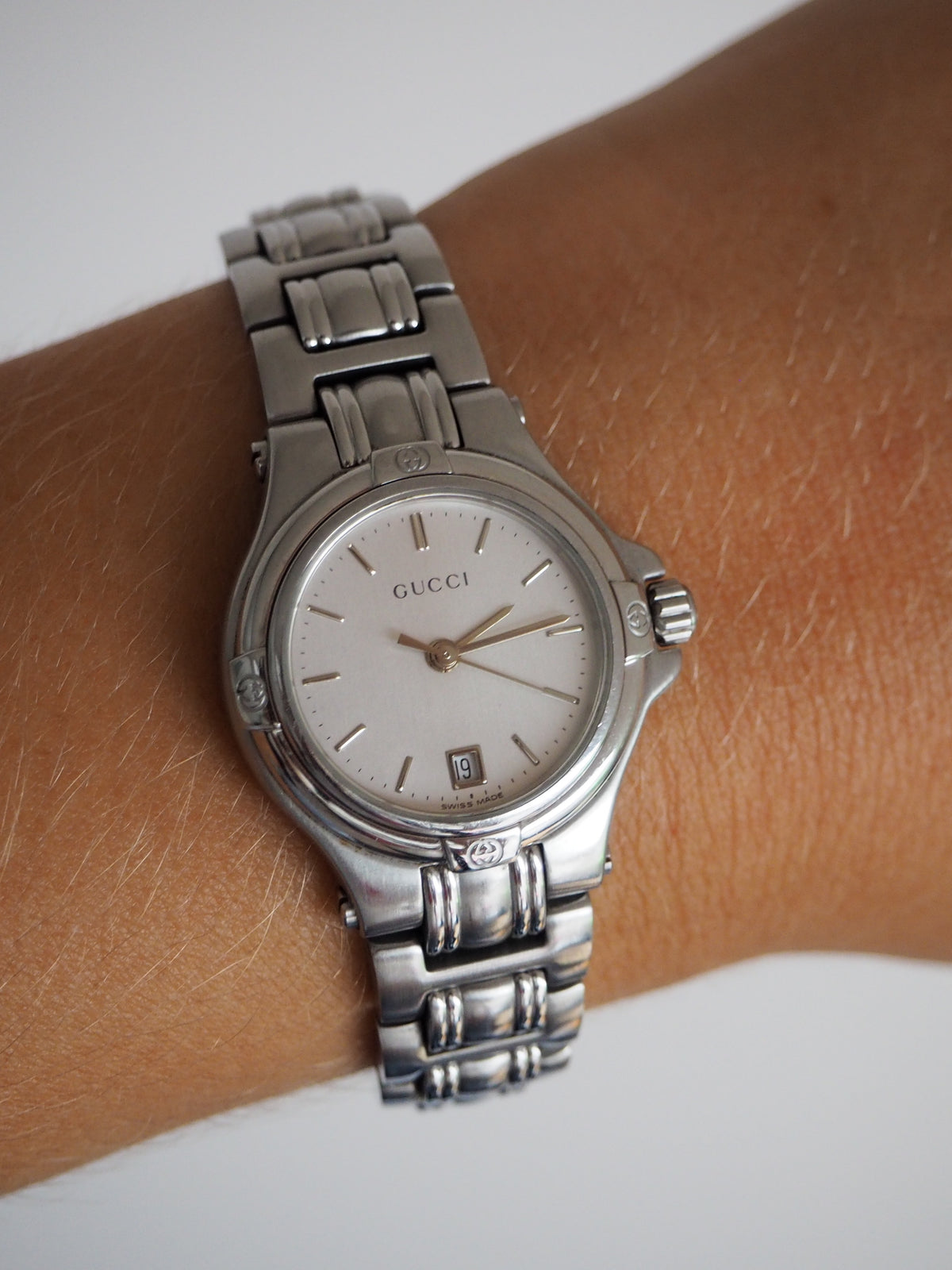 GUCCI 9040L WATCH