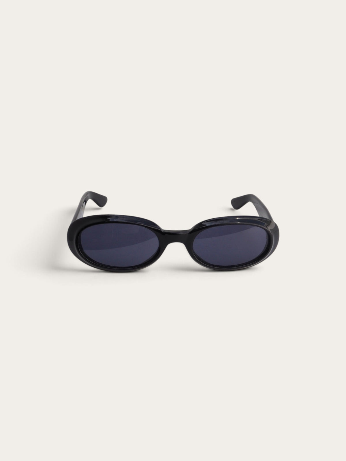GUCCI OVAL SUNGLASSES