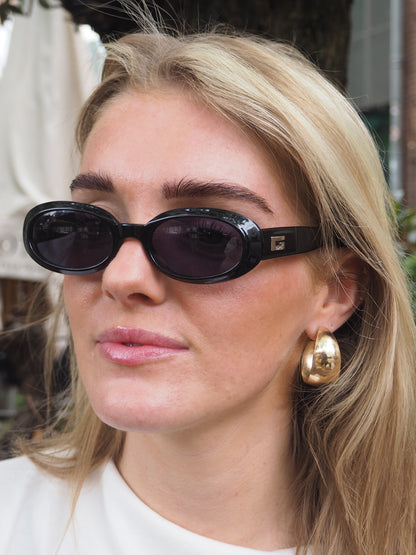 GUCCI OVAL SUNGLASSES