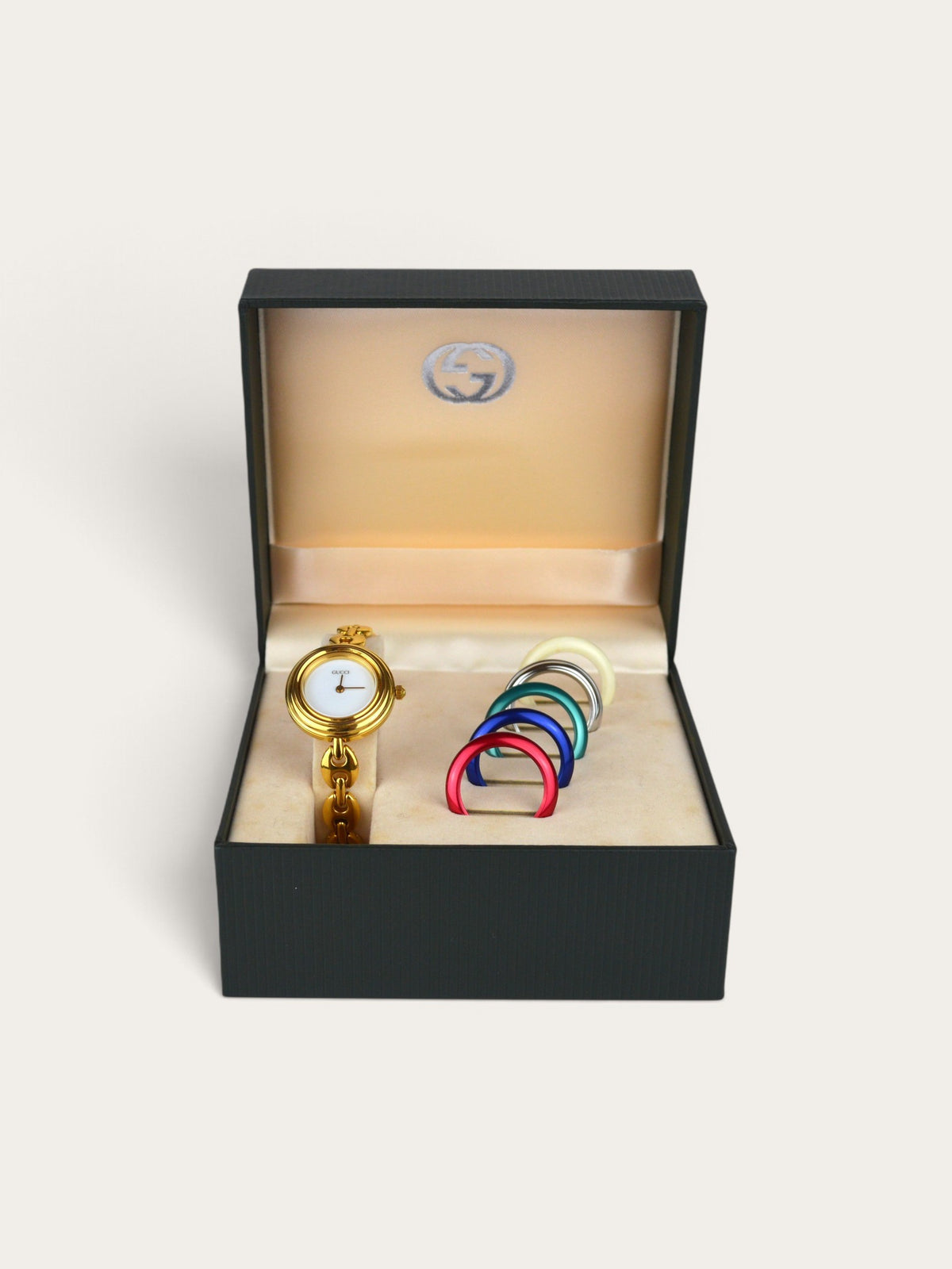 GUCCI INTERCHANGEABLE BEZEL WATCH