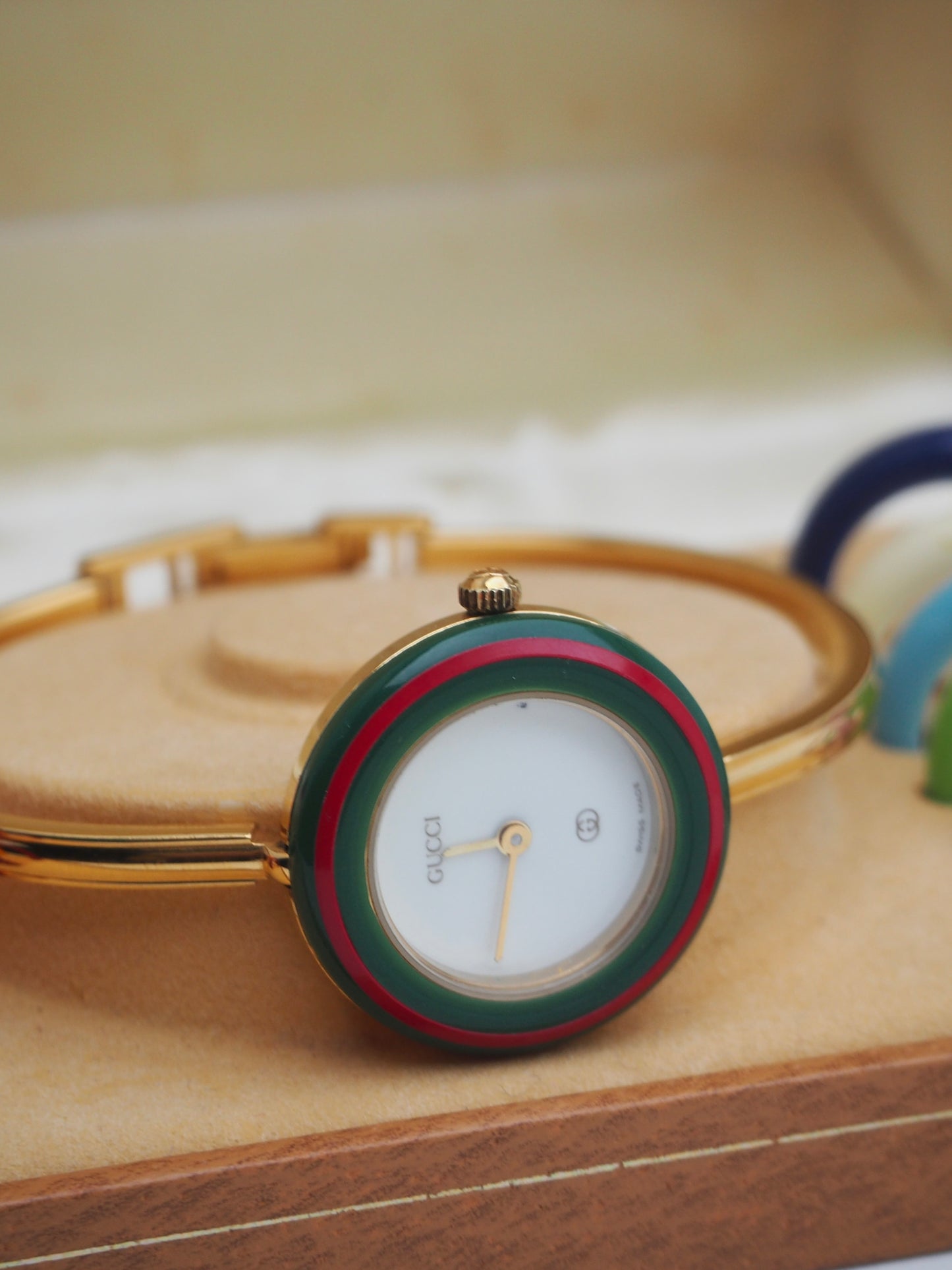 GUCCI INTERCHANGEABLE BEZEL WATCH