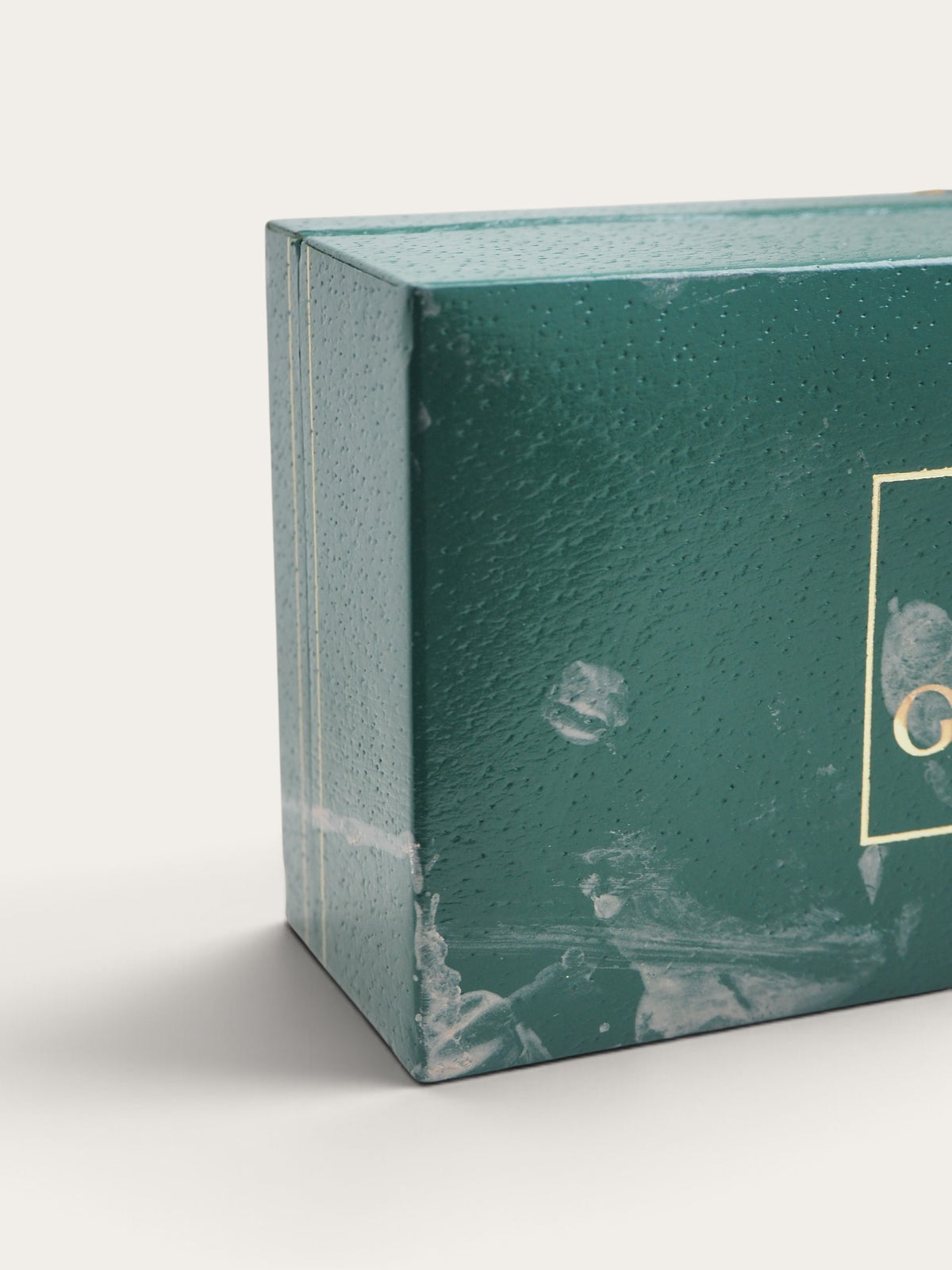 GUCCI INTERCHANGEABLE BEZEL WATCH