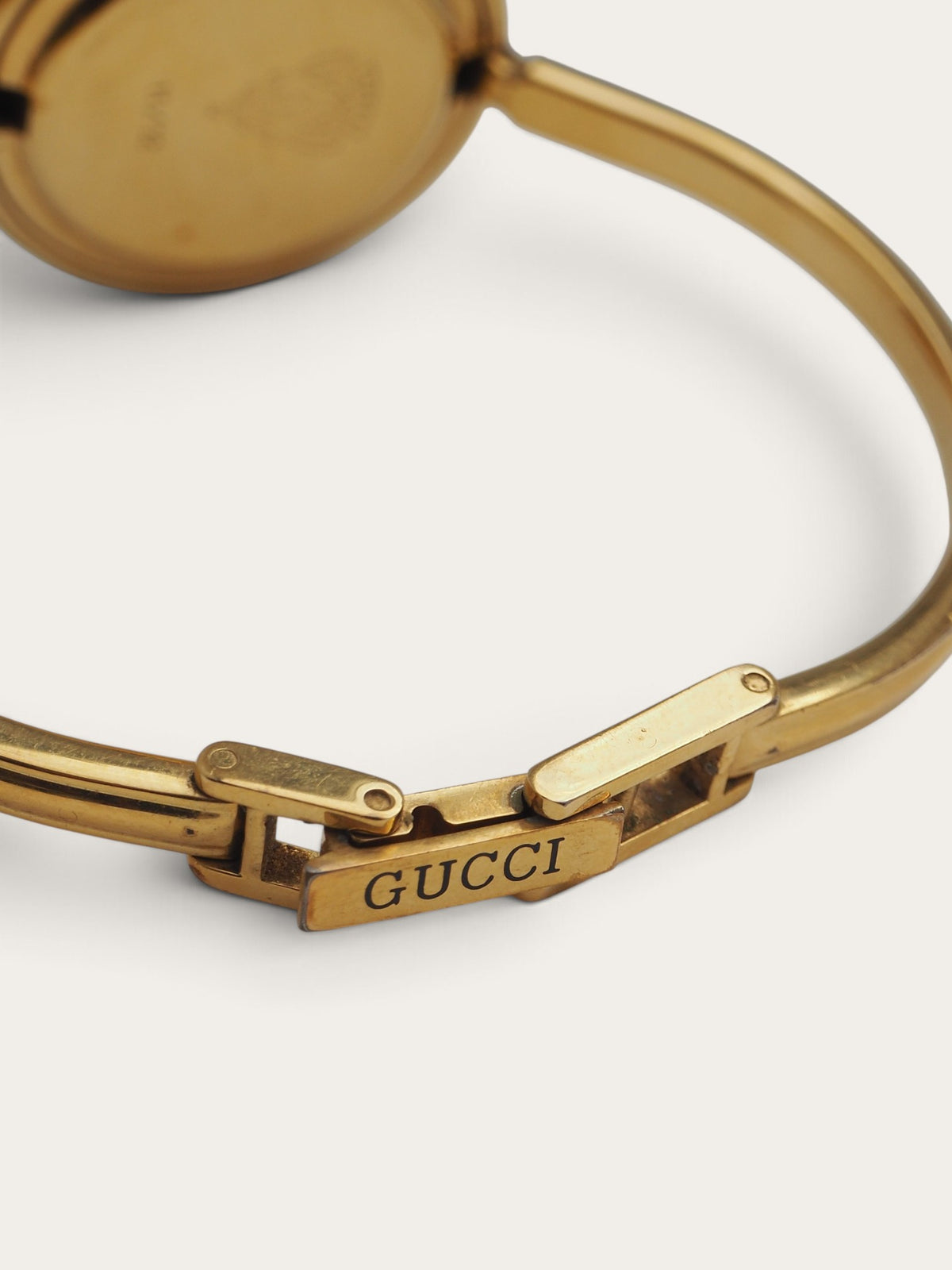 GUCCI INTERCHANGEABLE BEZEL WATCH