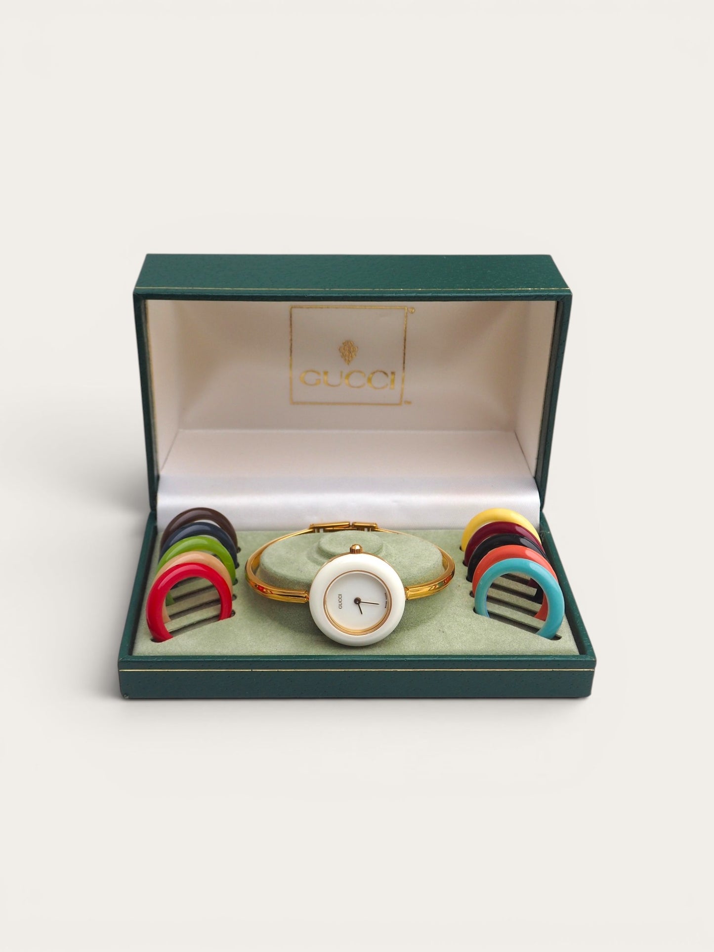 GUCCI INTERCHANGEABLE BEZEL WATCH