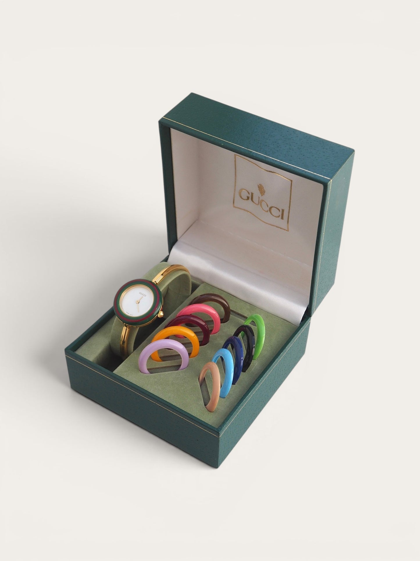 GUCCI INTERCHANGEABLE BEZEL WATCH