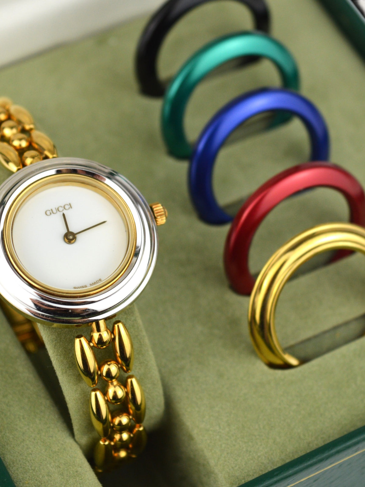GUCCI INTERCHANGEABLE BEZEL WATCH