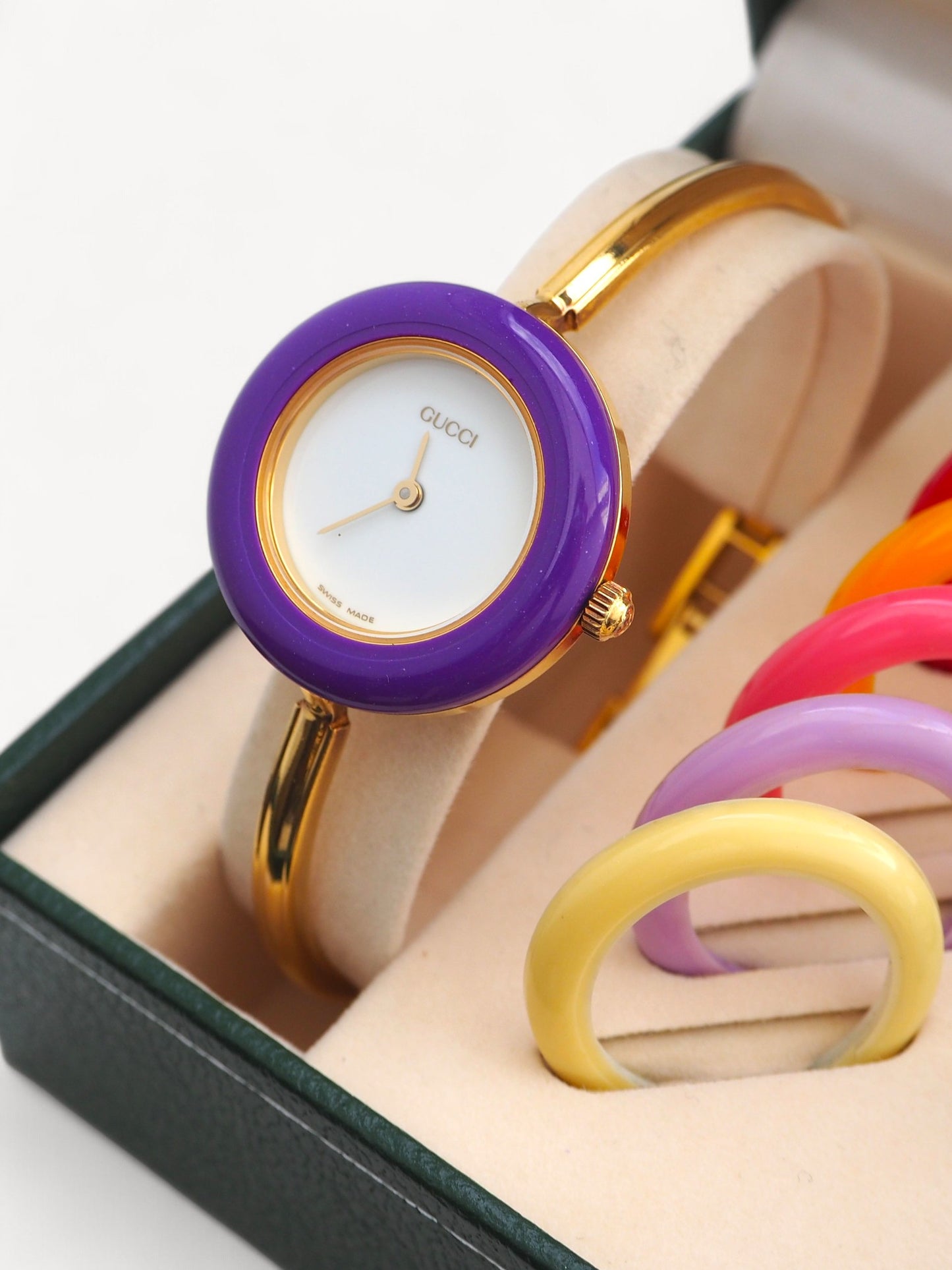 GUCCI INTERCHANGEABLE BEZEL WATCH