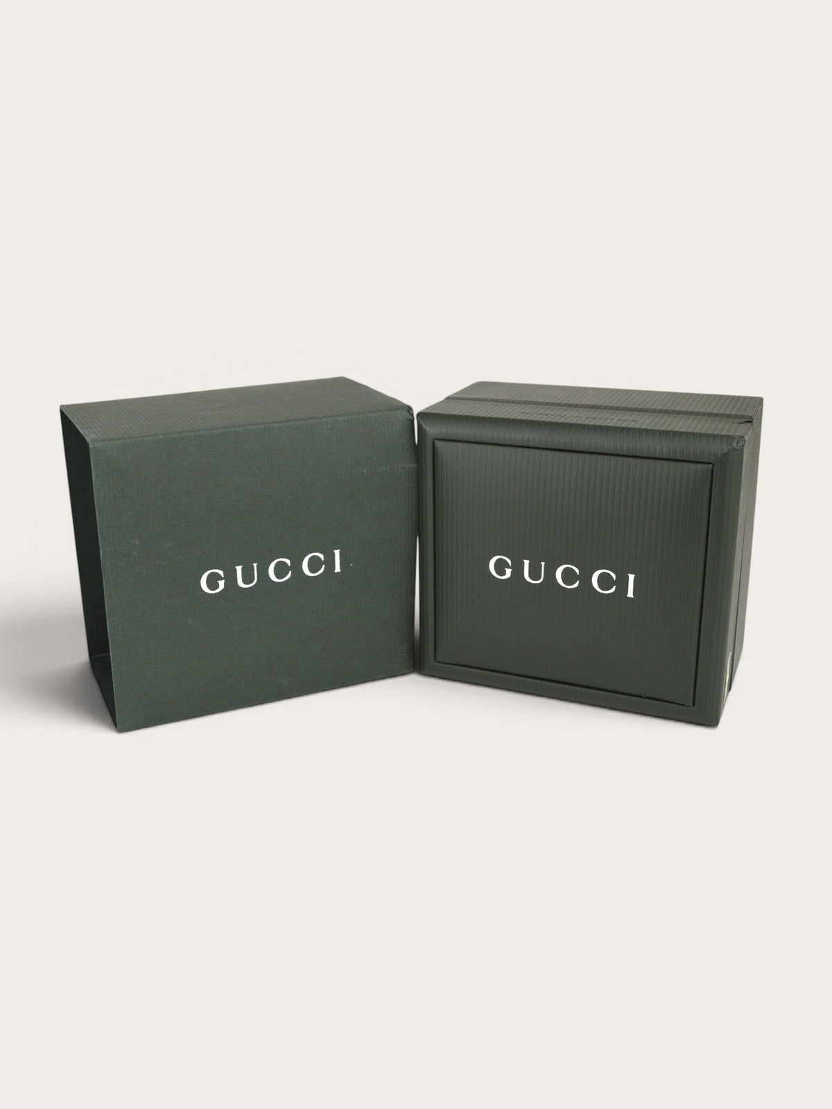 GUCCI INTERCHANGEABLE BEZEL WATCH