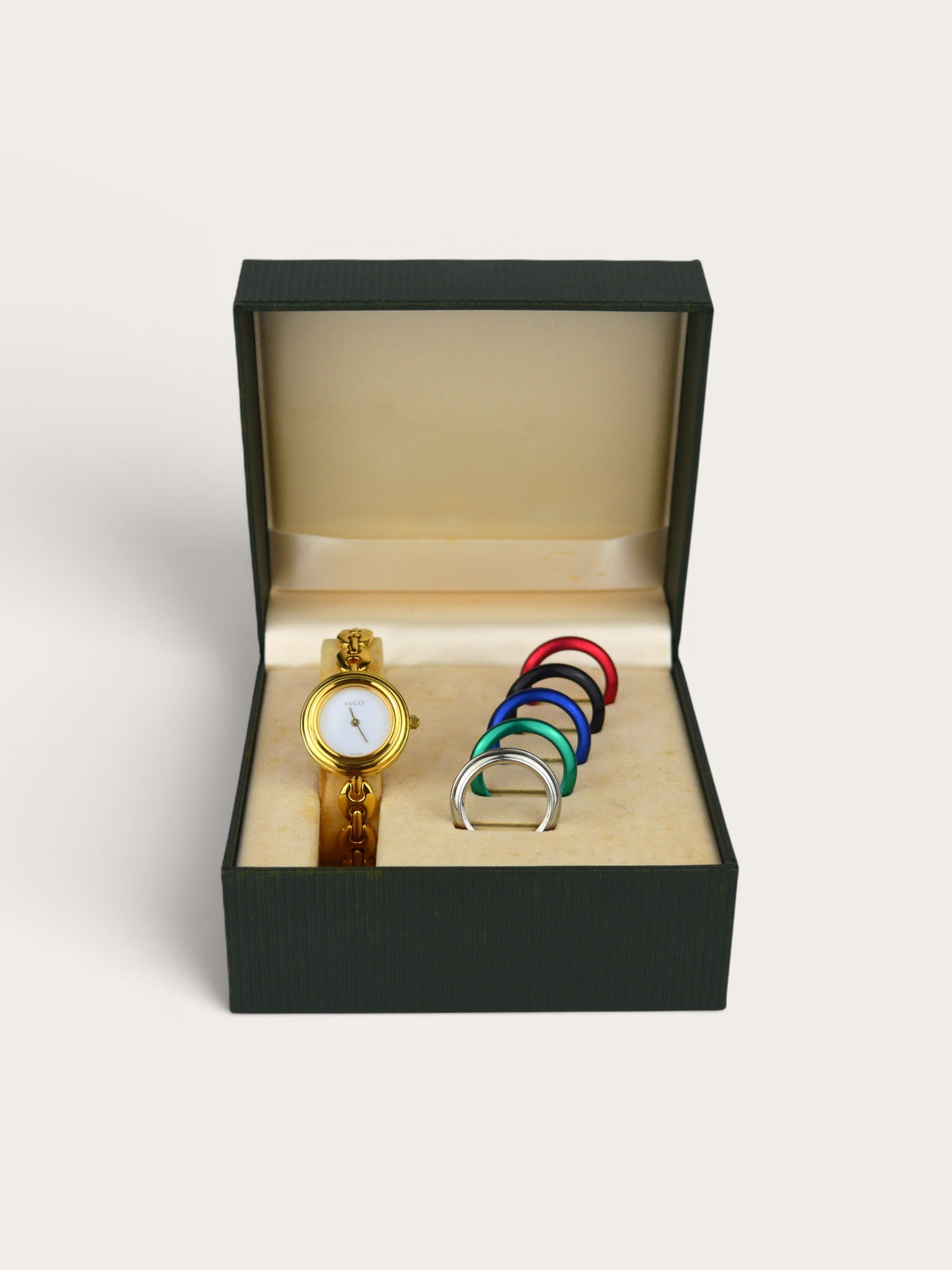 GUCCI INTERCHANGEABLE BEZEL WATCH