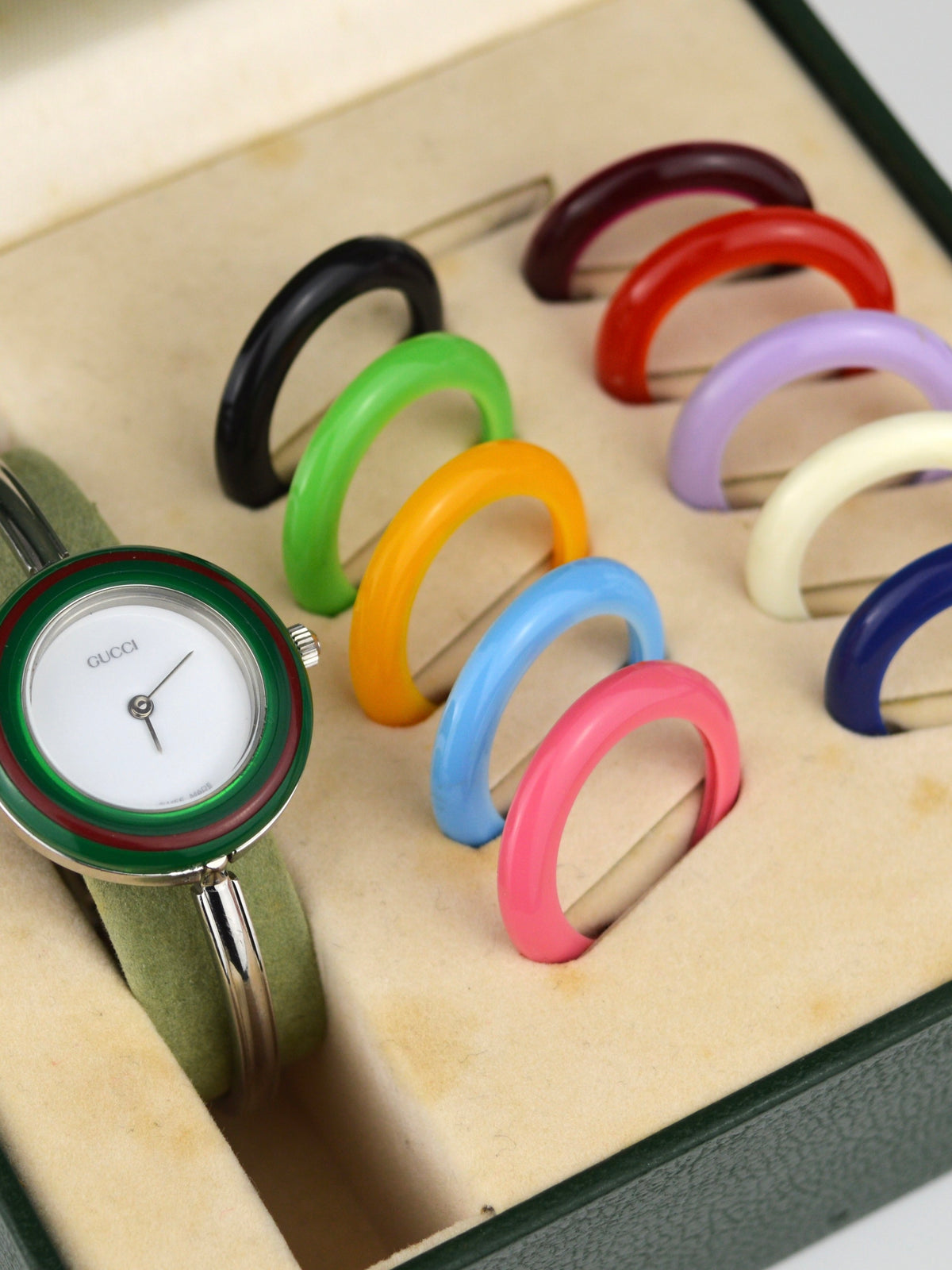 GUCCI INTERCHANGEABLE BEZEL WATCH