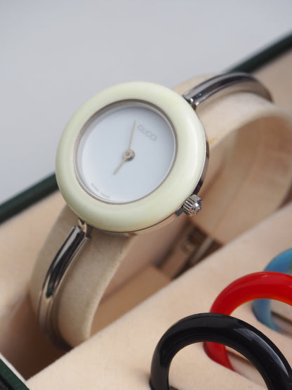 GUCCI INTERCHANGEABLE BEZEL WATCH