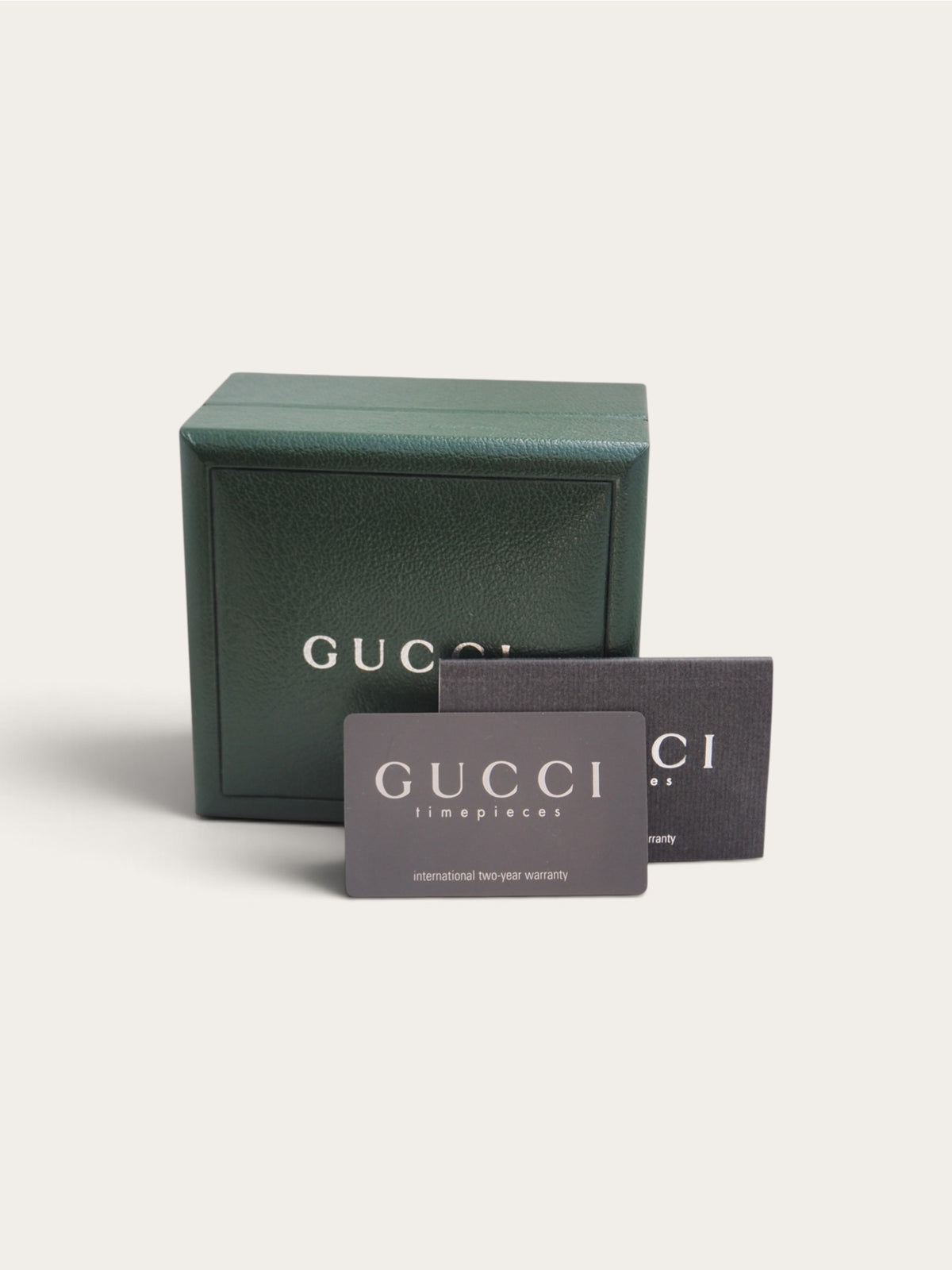 GUCCI INTERCHANGEABLE BEZEL WATCH