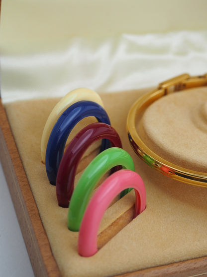GUCCI INTERCHANGEABLE BEZEL WATCH