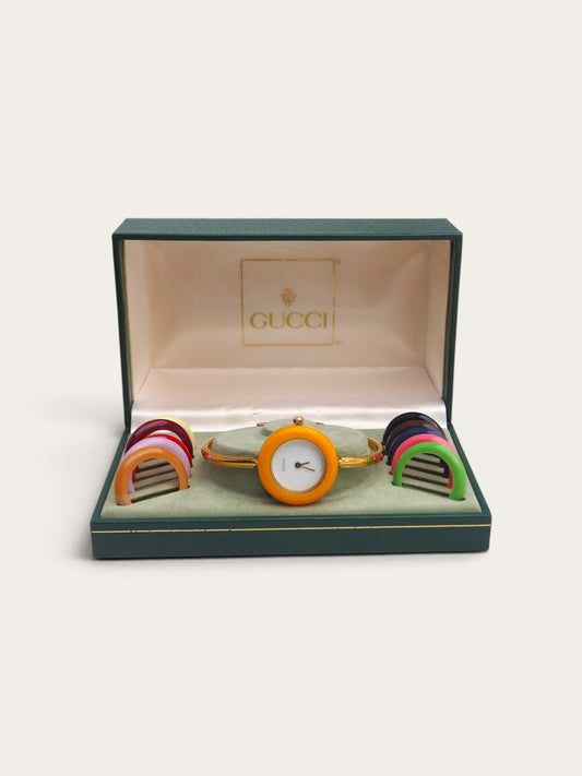GUCCI INTERCHANGEABLE BEZEL WATCH
