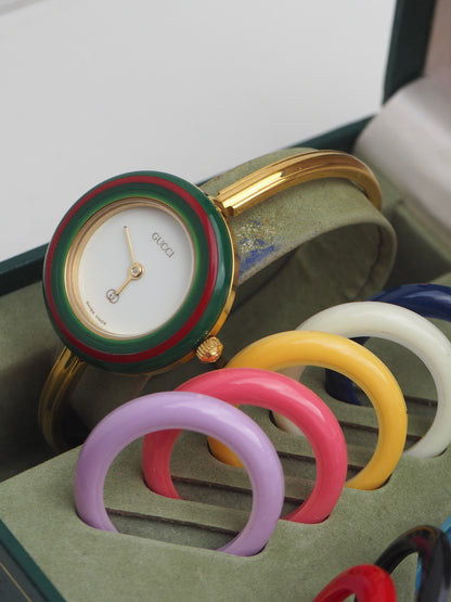 GUCCI INTERCHANGEABLE BEZEL WATCH