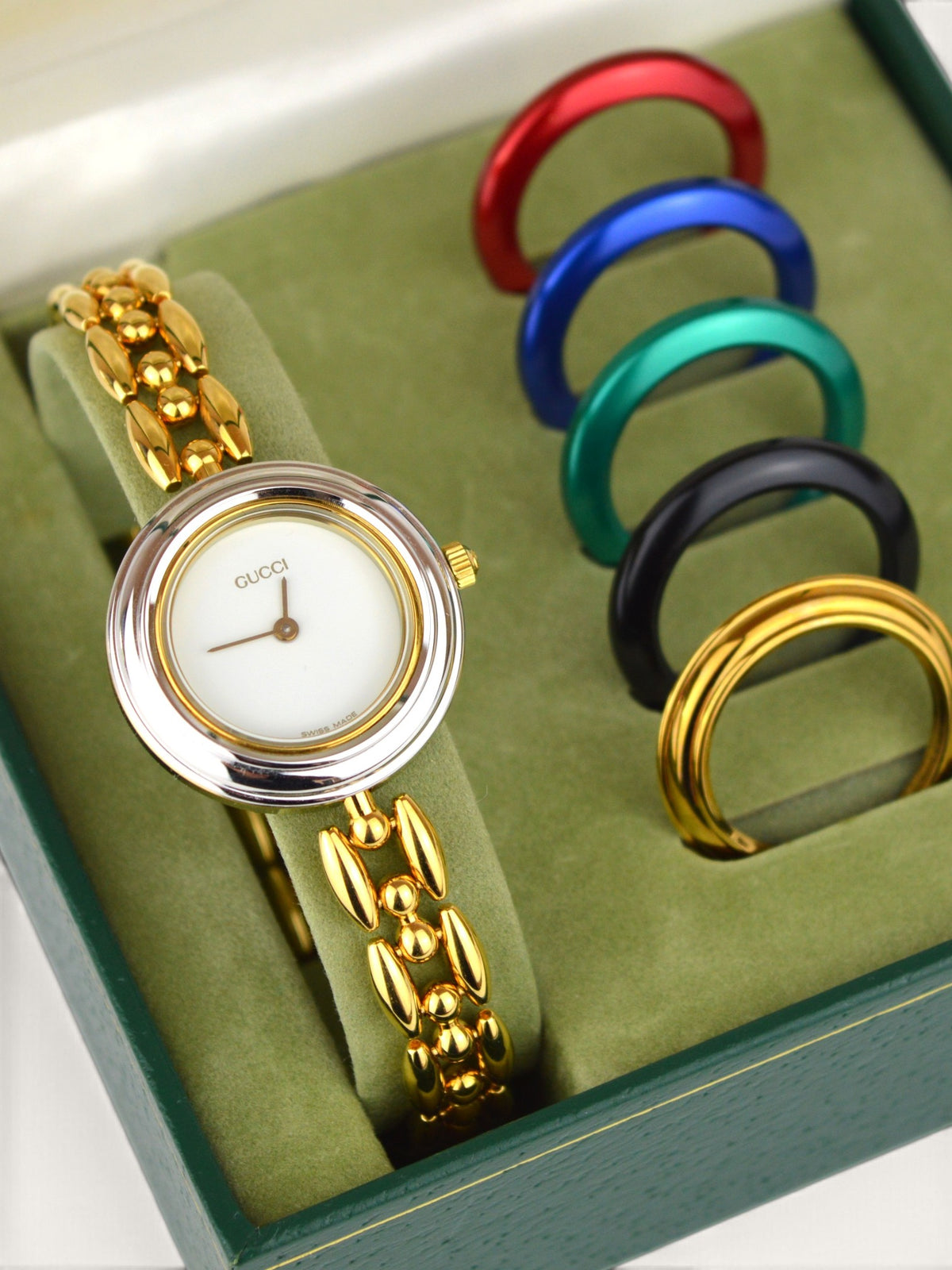 GUCCI INTERCHANGEABLE BEZEL WATCH