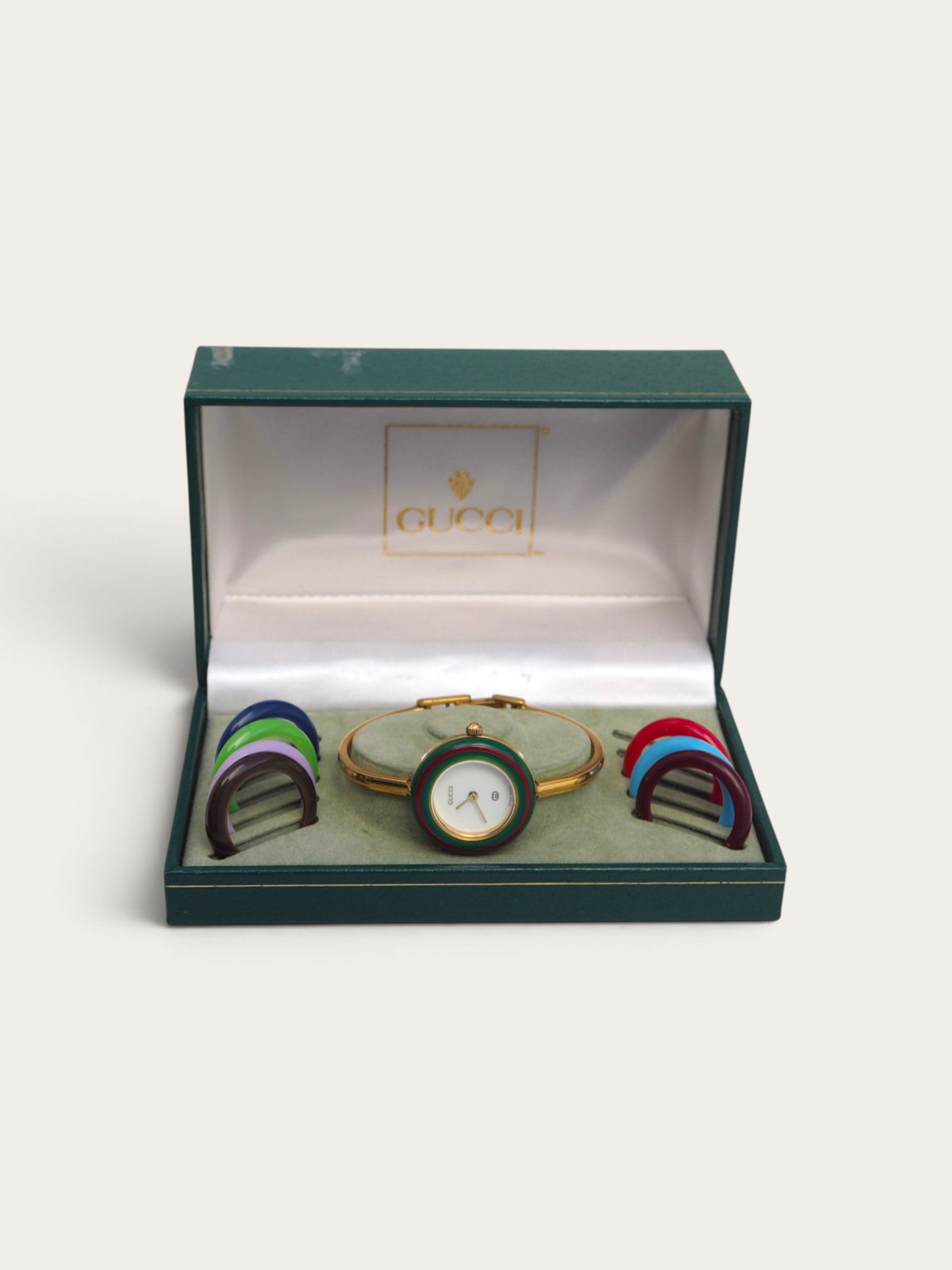 GUCCI INTERCHANGEABLE BEZEL WATCH