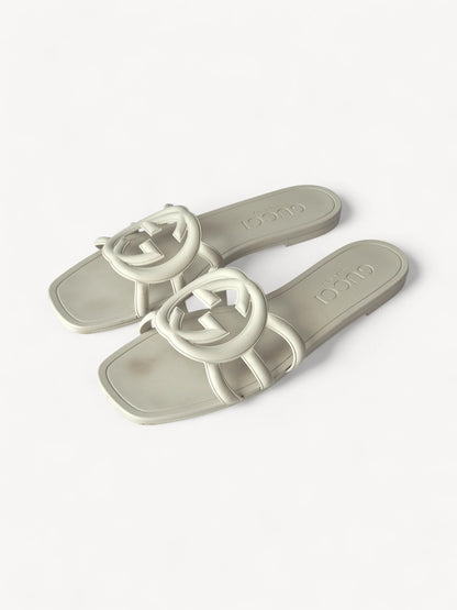 GUCCI INTERLOCKING G SLIDE SANDALS WHITE