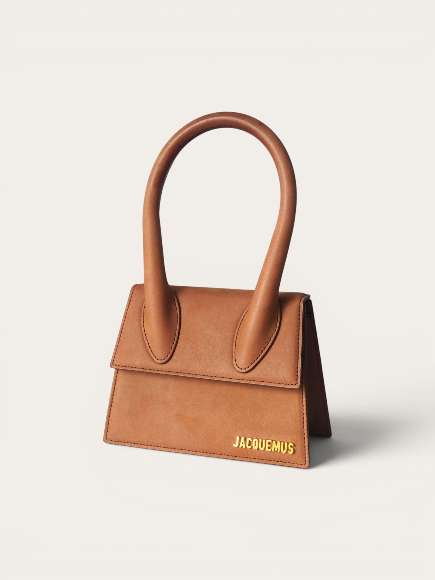JACQUEMUS LE CHIQUITO MOYEN
