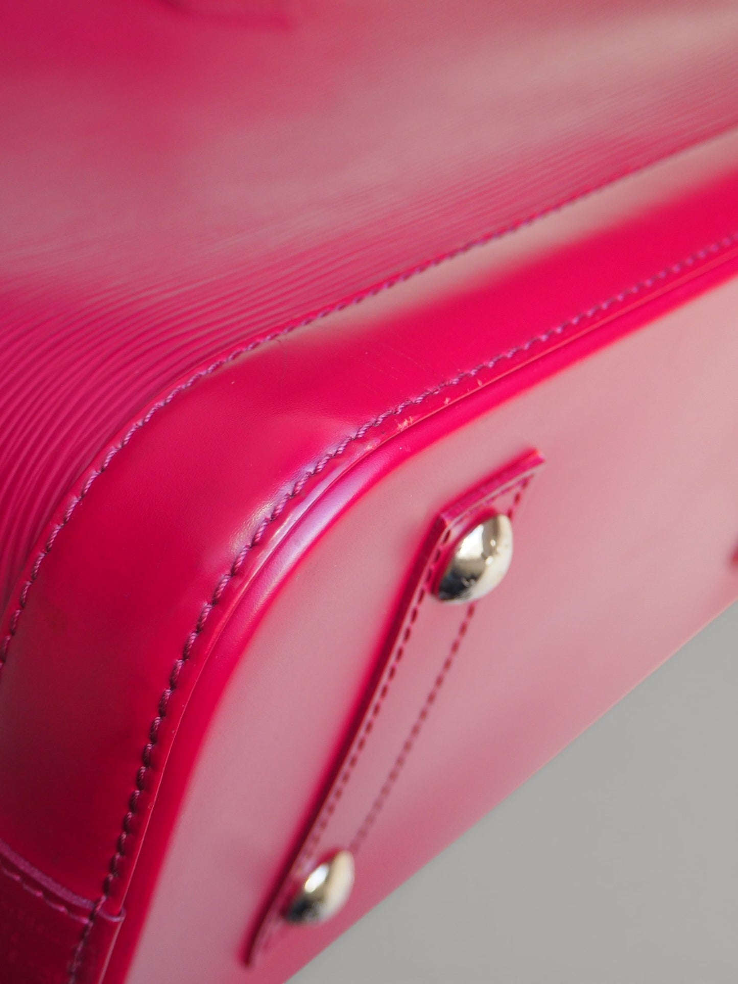 LOUIS VUITTON ALMA PM