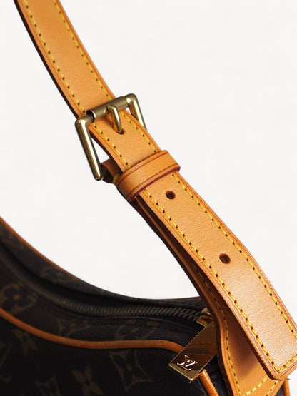 LOUIS VUITTON CROISSANT PM