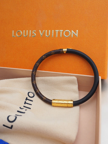 LOUIS VUITTON DAILY CONFIDENTIAL BRACELET 19