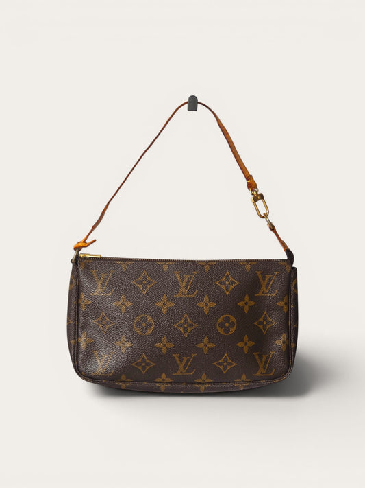 LOUIS VUITTON POCHETTE ACCESSOIRES