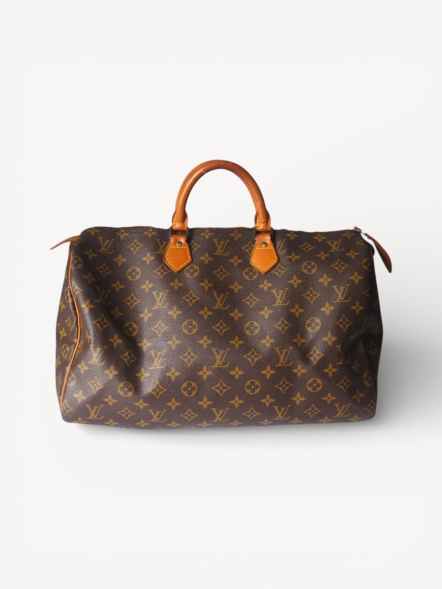 Pre-Owned Louis Vuitton Speedy 40 in Monogram Canvas (1985