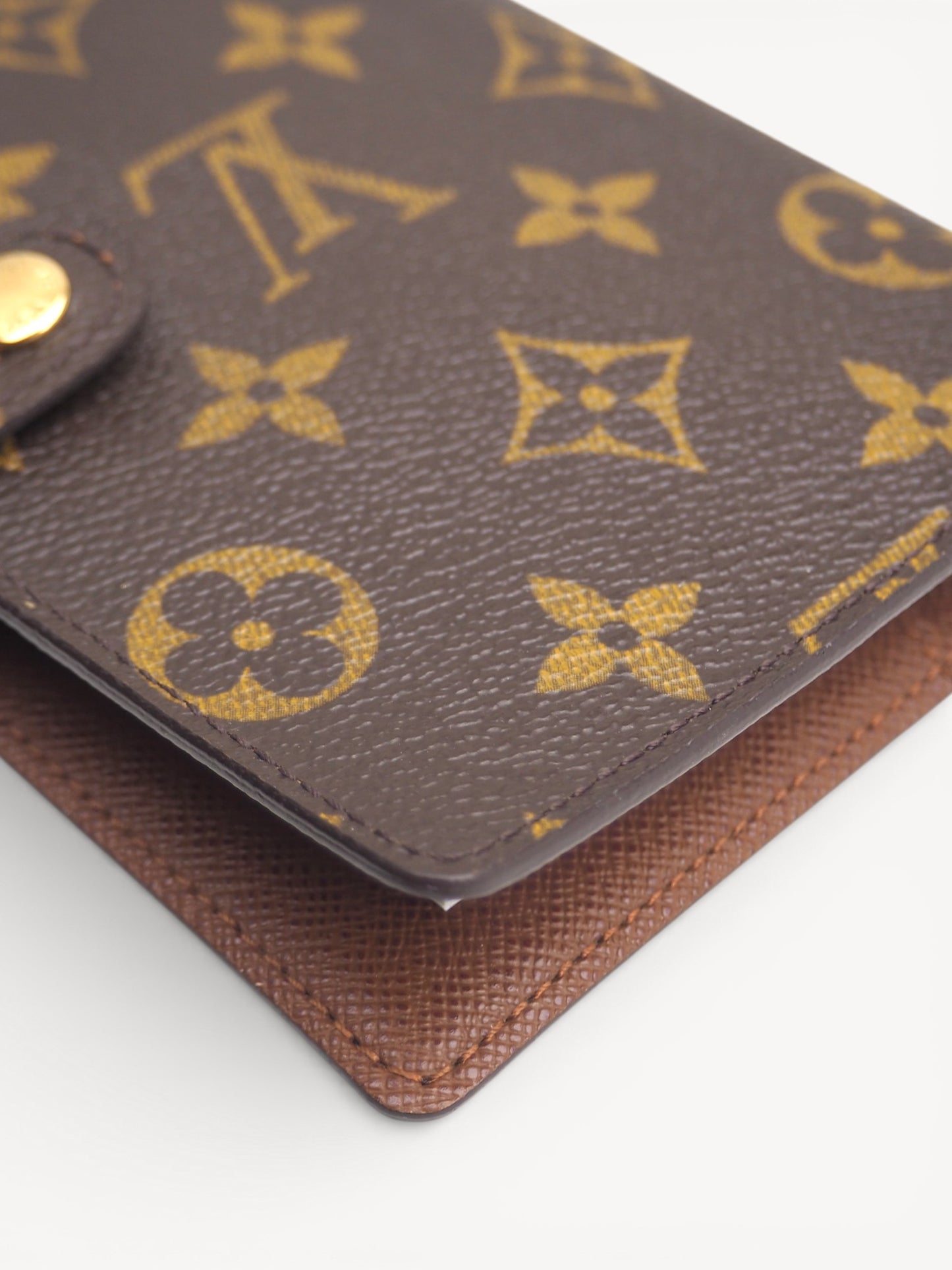 LOUIS VUITTON SMALL AGENDA COVER